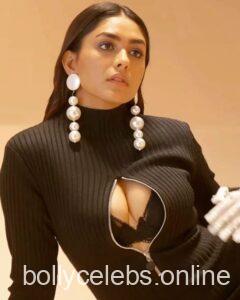 Mrunal Thakur hot cinema looks