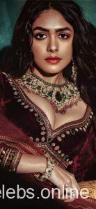 Mrunal Thakur hot wallpapers