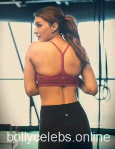 Kriti sanon gym wear