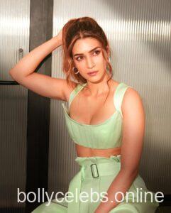 Kriti sanon hot images