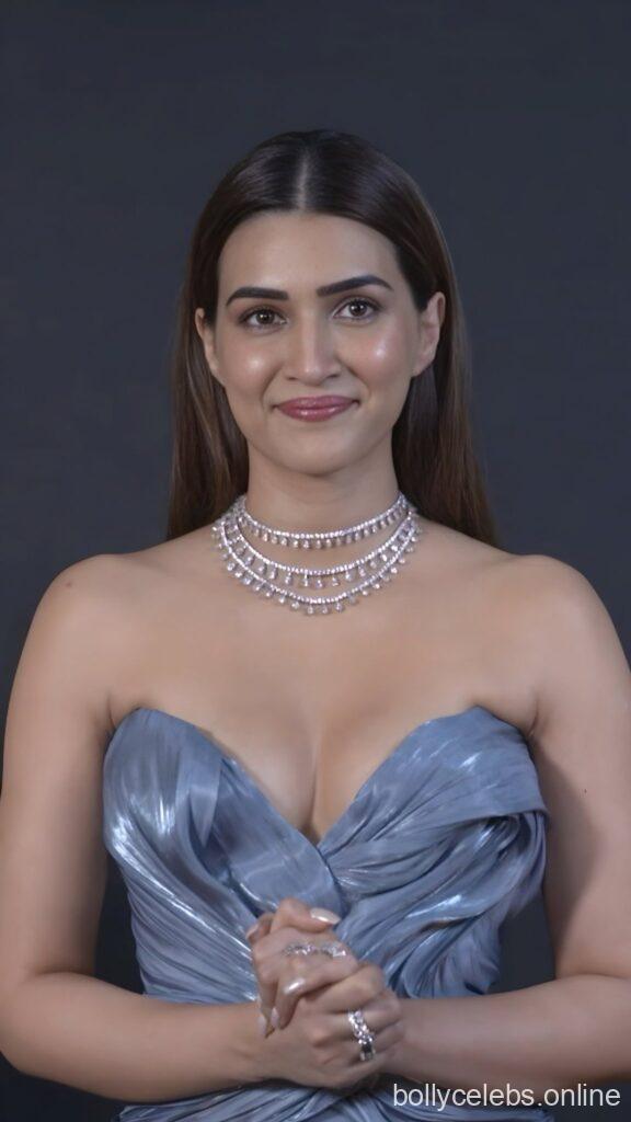 Kriti sanon hot in western wear