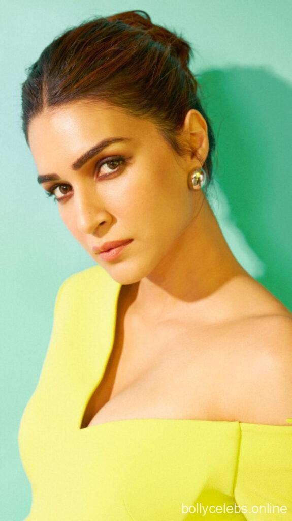 Kriti sanon in western wear