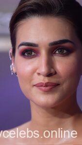 kriti sanon hot face