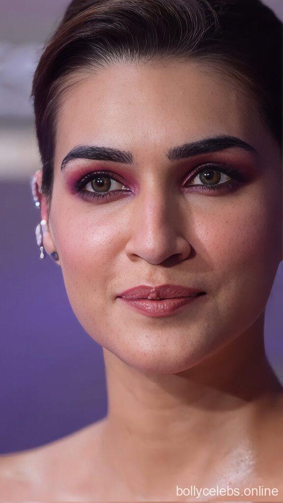 kriti sanon hot face