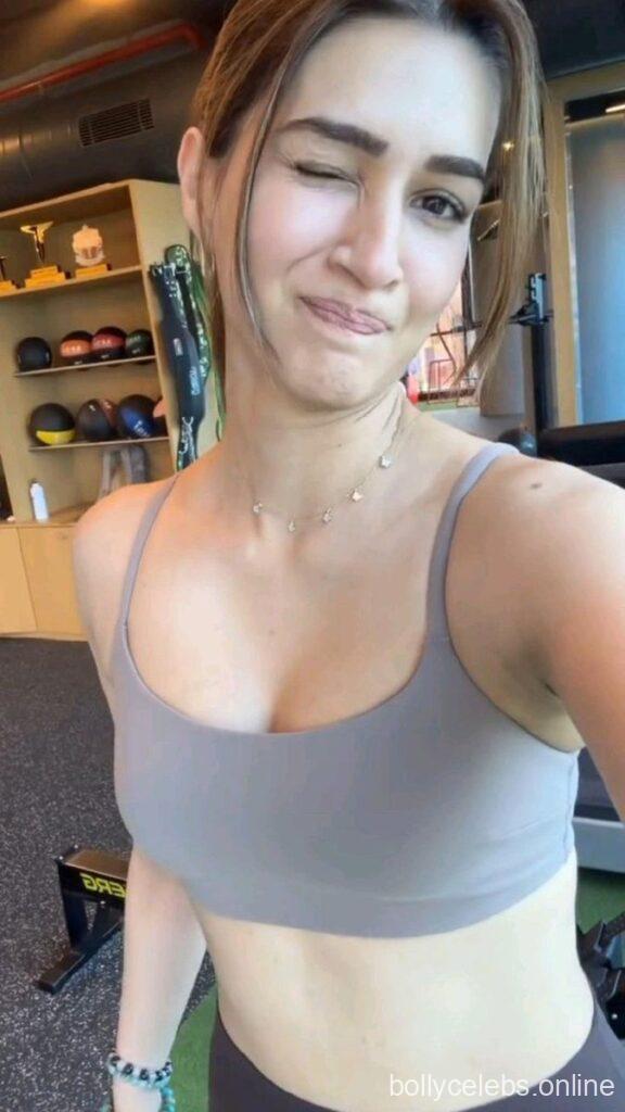 kriti sanon hot gym images