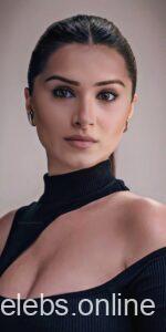 tara sutaria beautiful pics