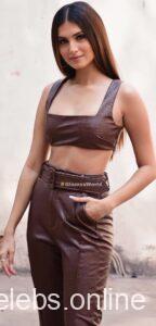 tara sutaria hd images western