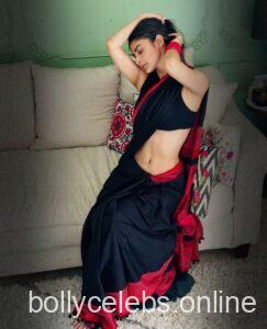 Mouni Roy Hot Images (49)
